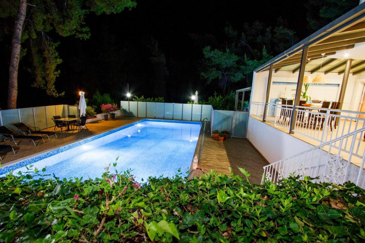 Muses Villas Resort Сани-Бич Экстерьер фото